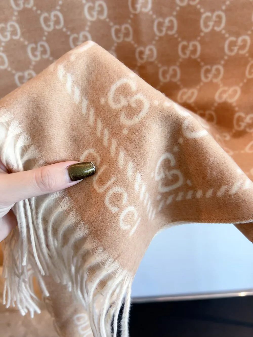 Шарфы Gucci 920461