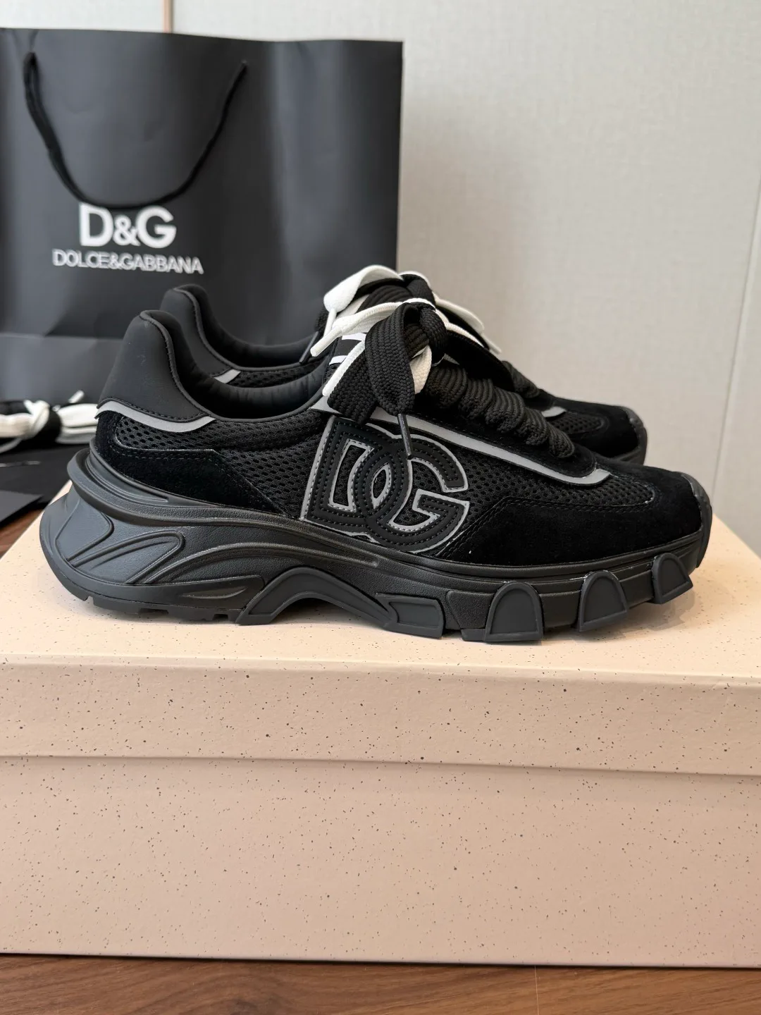 Кроссовки Женские Dolce & Gabbana 17657652