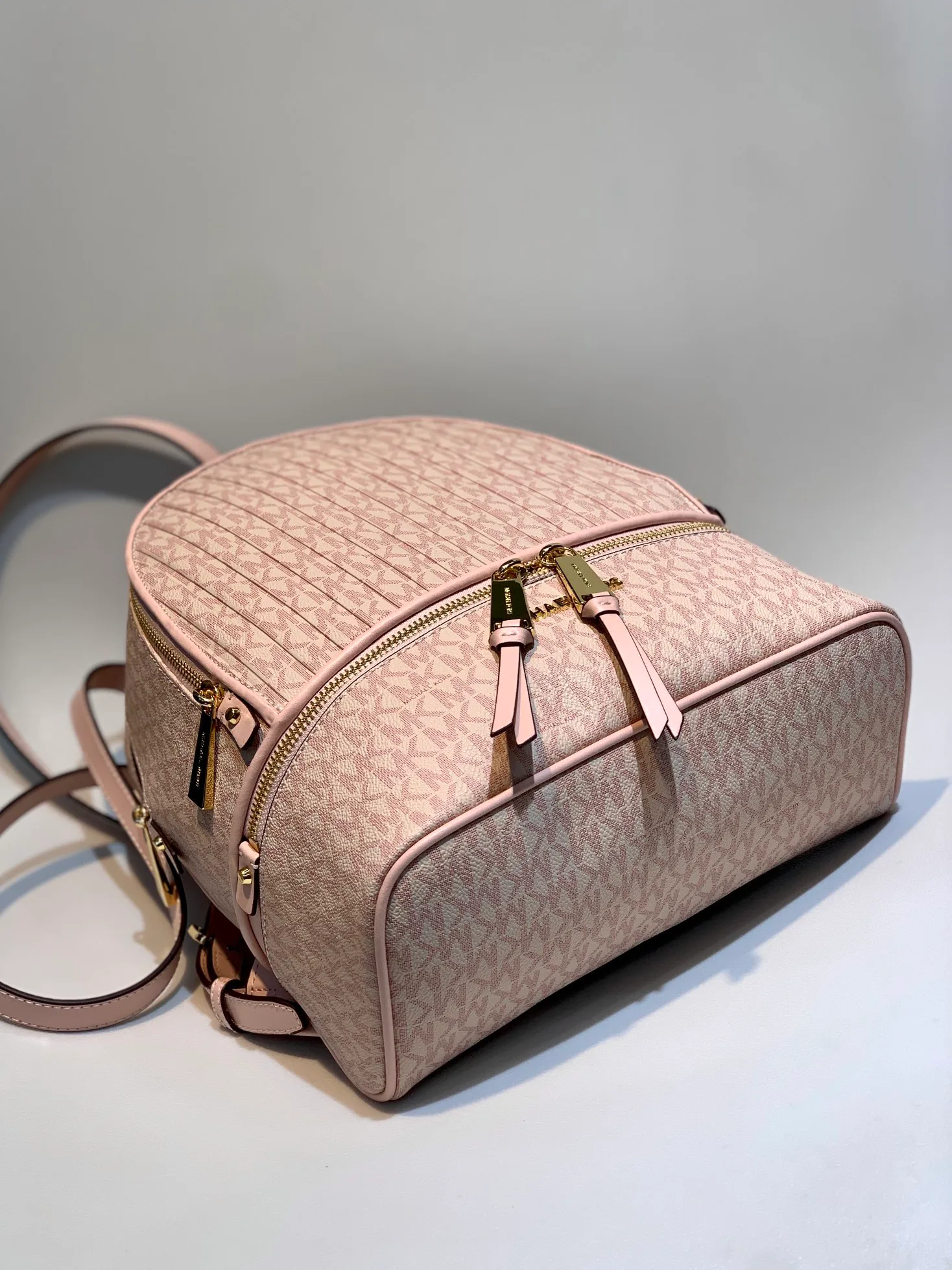 Рюкзаки Женские Michael Kors 803332