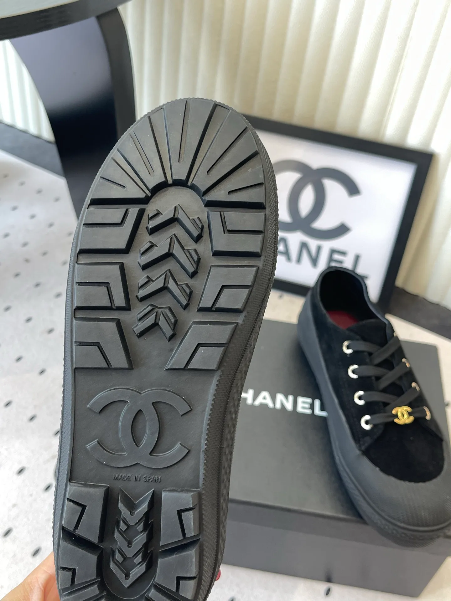 Кроссовки Женские Chanel 18069861