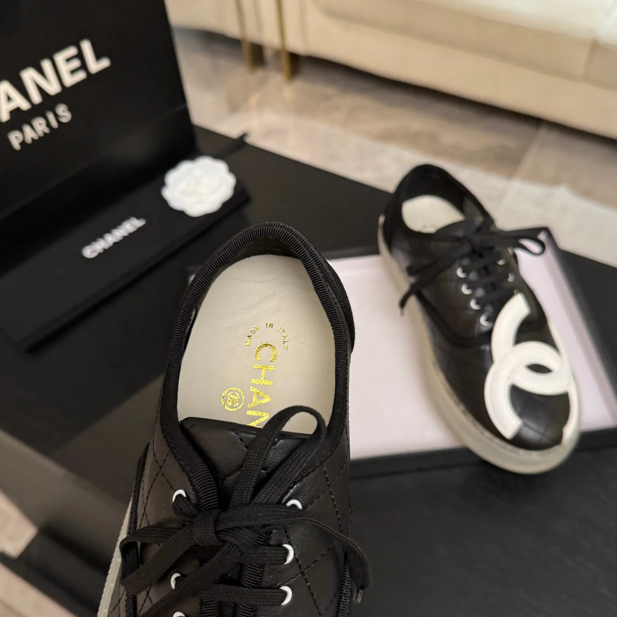 Кроссовки Женские Chanel 18738197