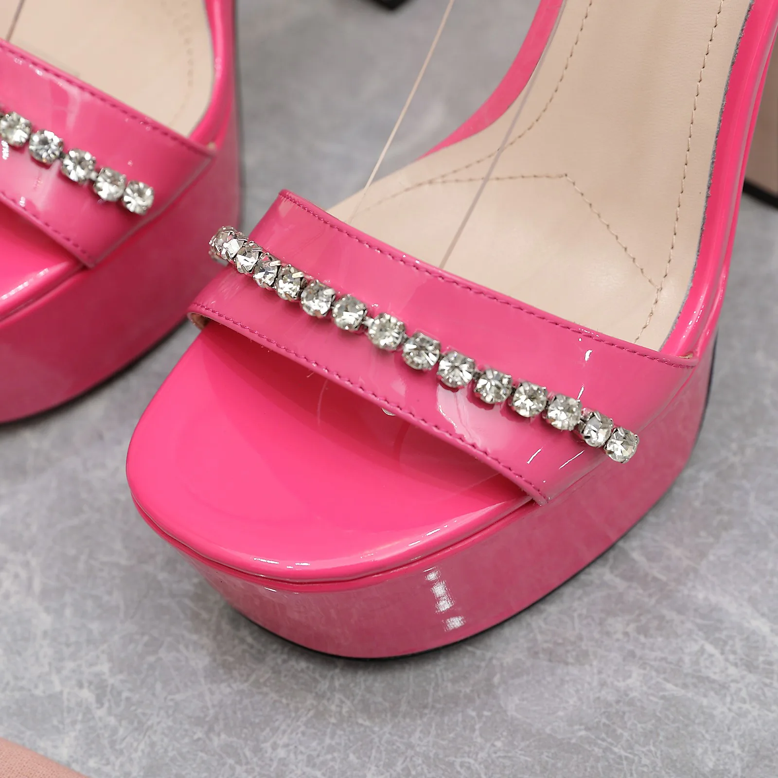 Босоножки Женские Miu Miu 11416370