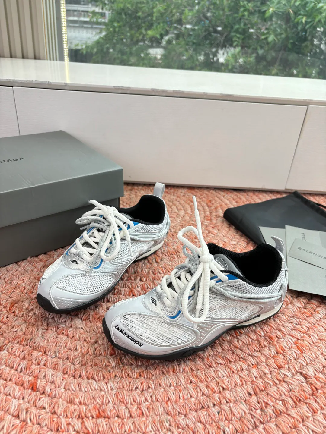 Кроссовки Женские Balenciaga 12128345