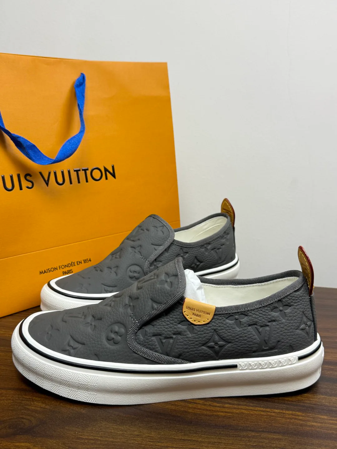 Кроссовки Мужские Louis Vuitton 19716445
