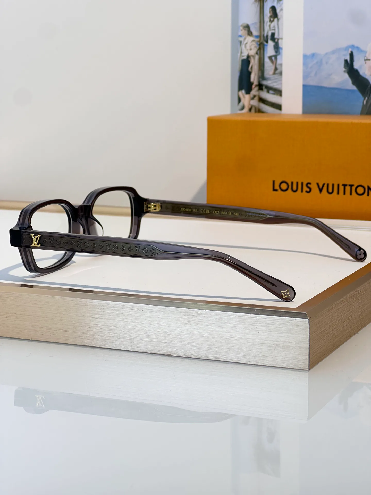 Очки Louis Vuitton 6631089