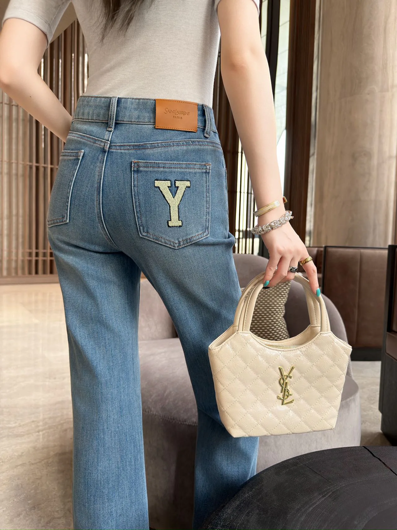 Джинсы Женские Saint Laurent 19550200