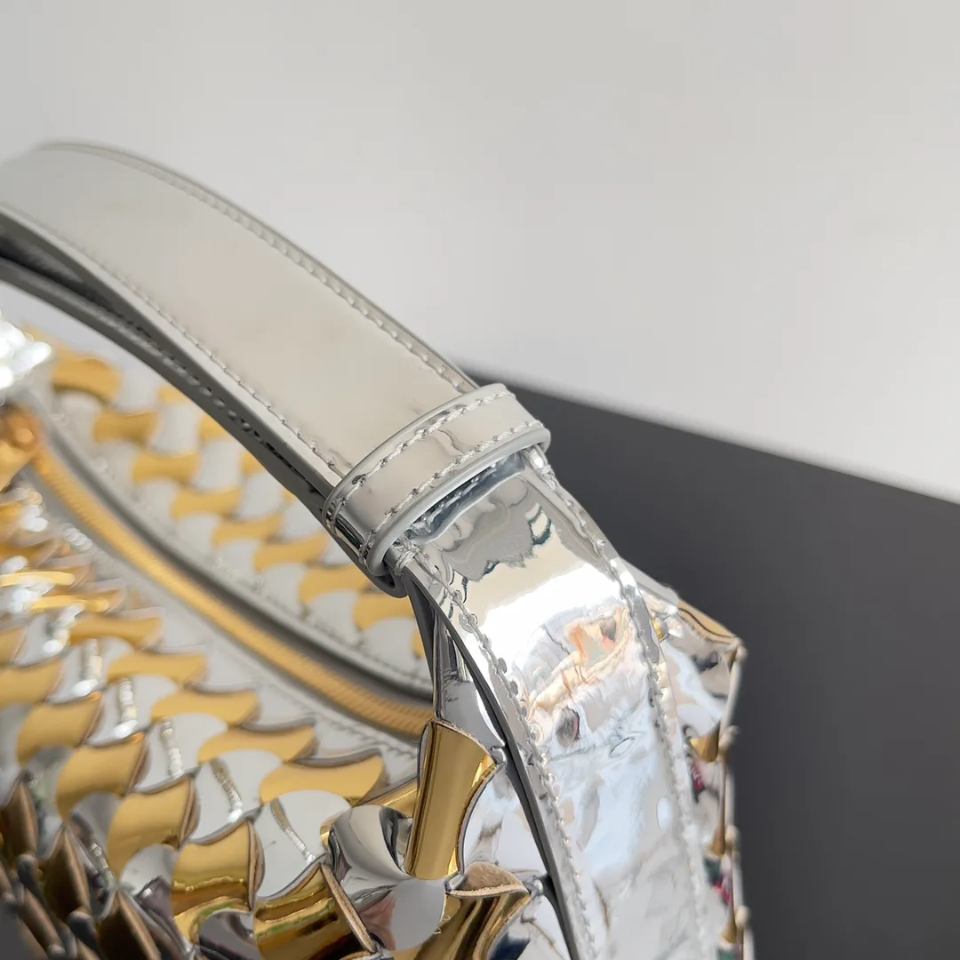 Классические Сумки Женские Bottega Veneta 11191731