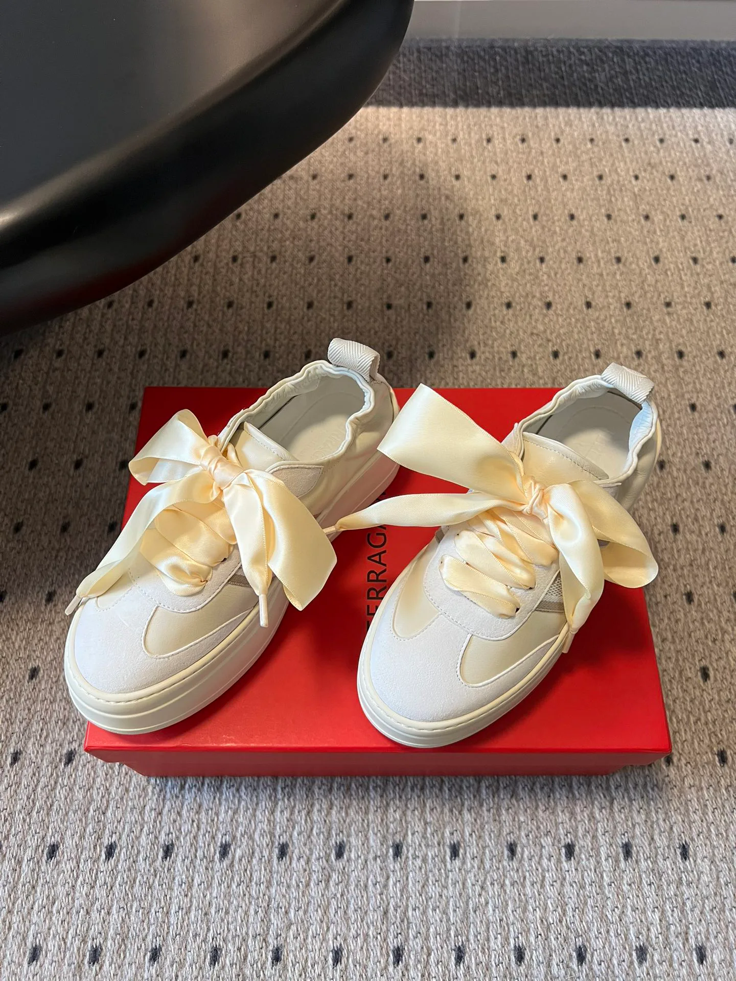 Туфли Женские Salvatore Ferragamo 11641774