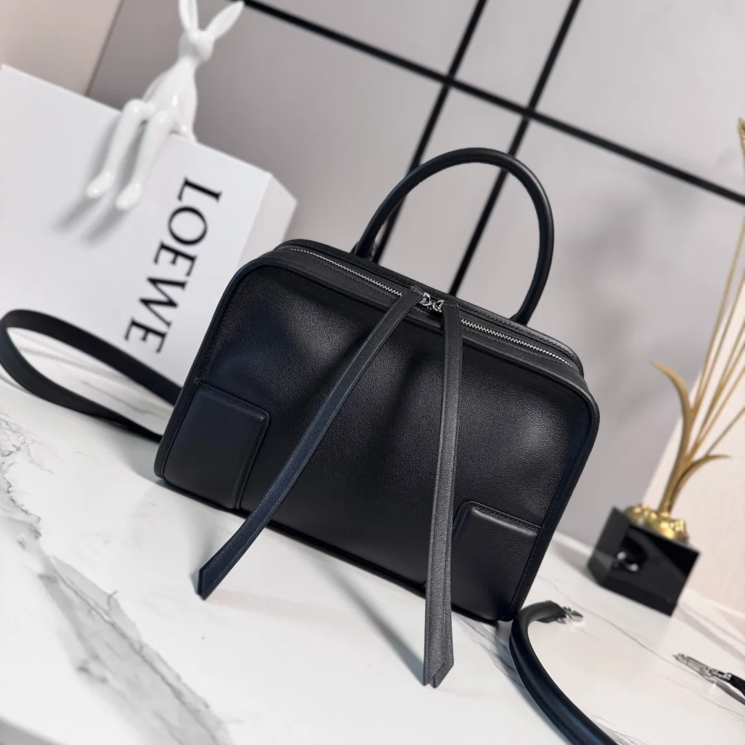 Классические Сумки Женские Loewe 12690198