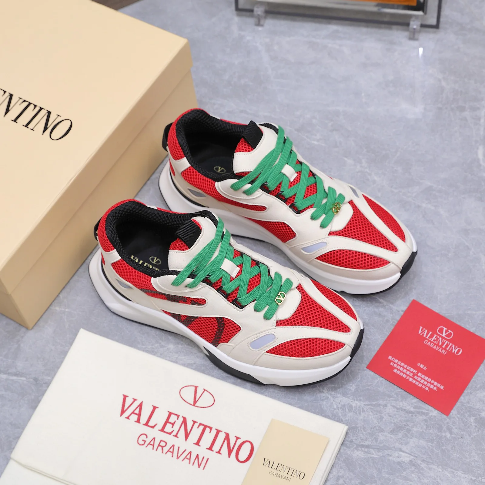 Кроссовки Мужские Valentino 17604593