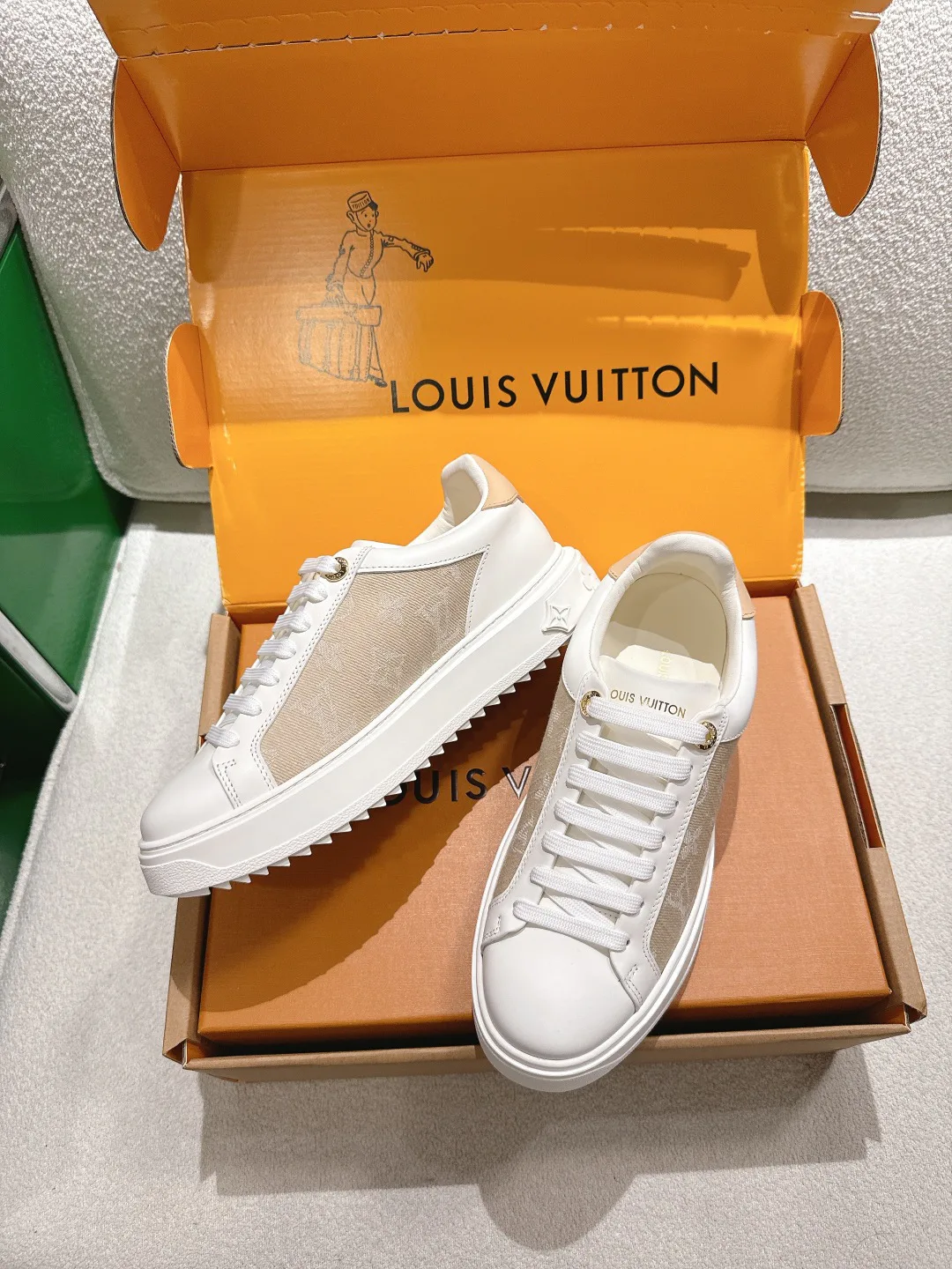 Кеды Женские Louis Vuitton 13152674