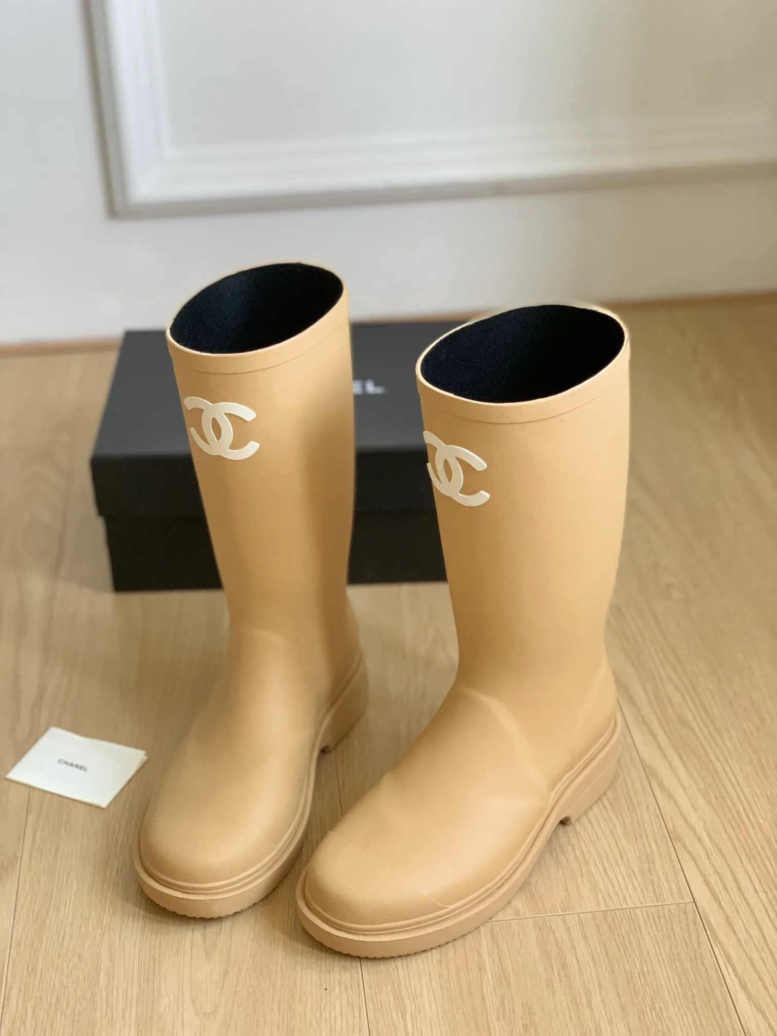 Сапоги Женские Chanel 11410221