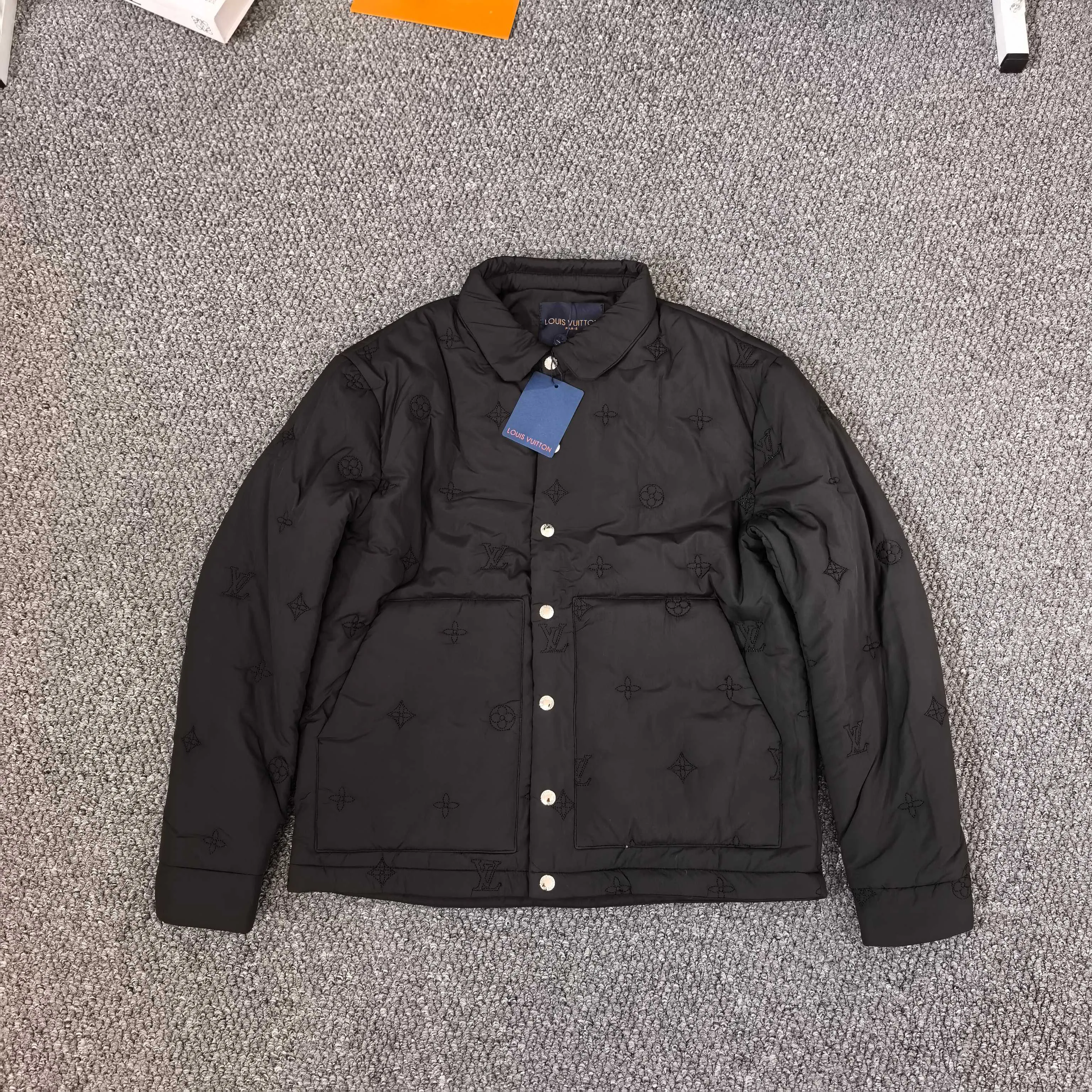 Куртки И Пуховики Женские Louis Vuitton 816395