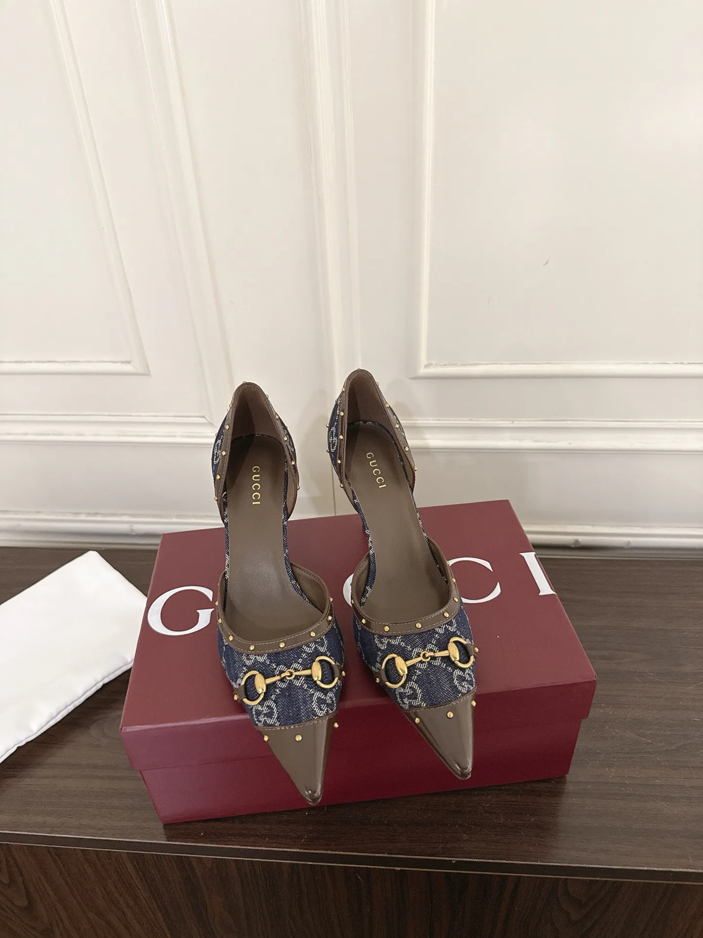 Туфли Женские Gucci 18135637