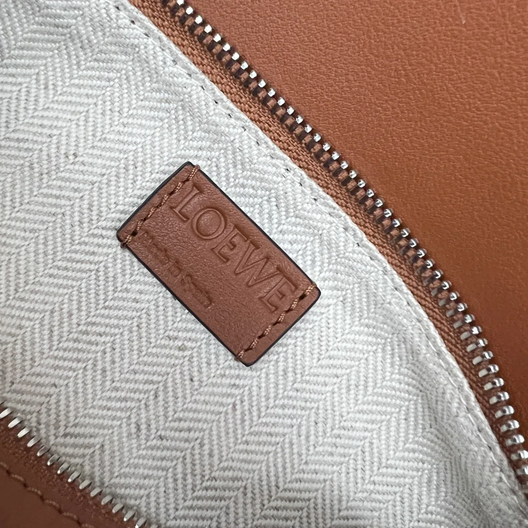 Классические Сумки Женские Loewe 11674587
