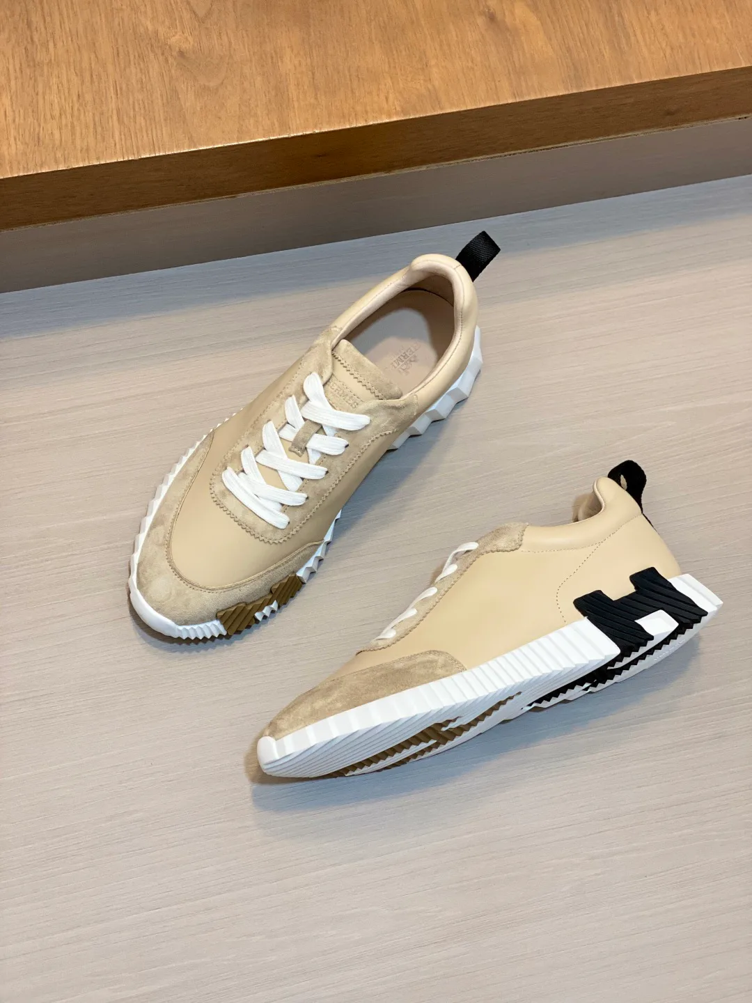 Кроссовки Мужские Hermes 18039729