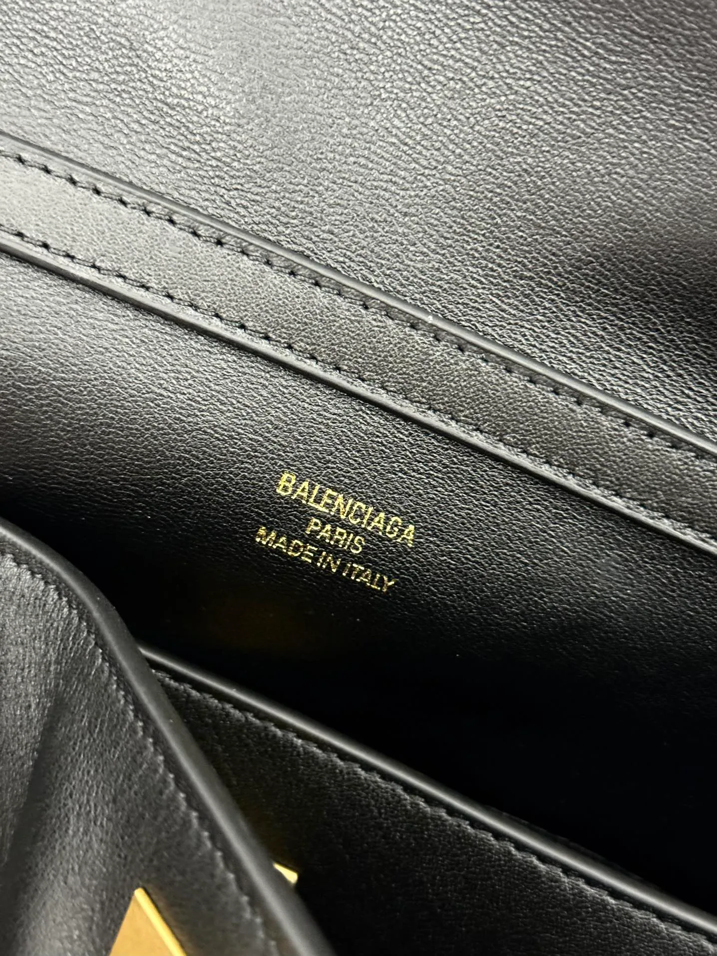 Сумки На Ремне Женские Balenciaga 4108