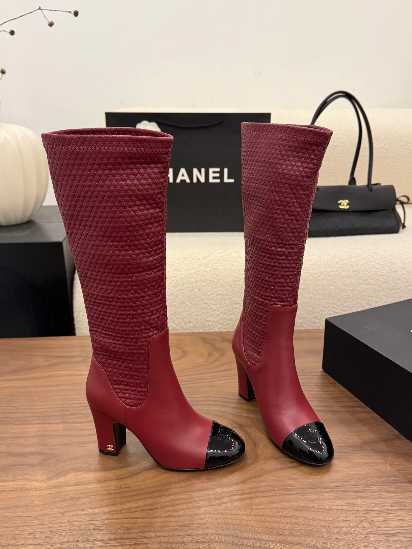Сапоги Женские Chanel 19050150