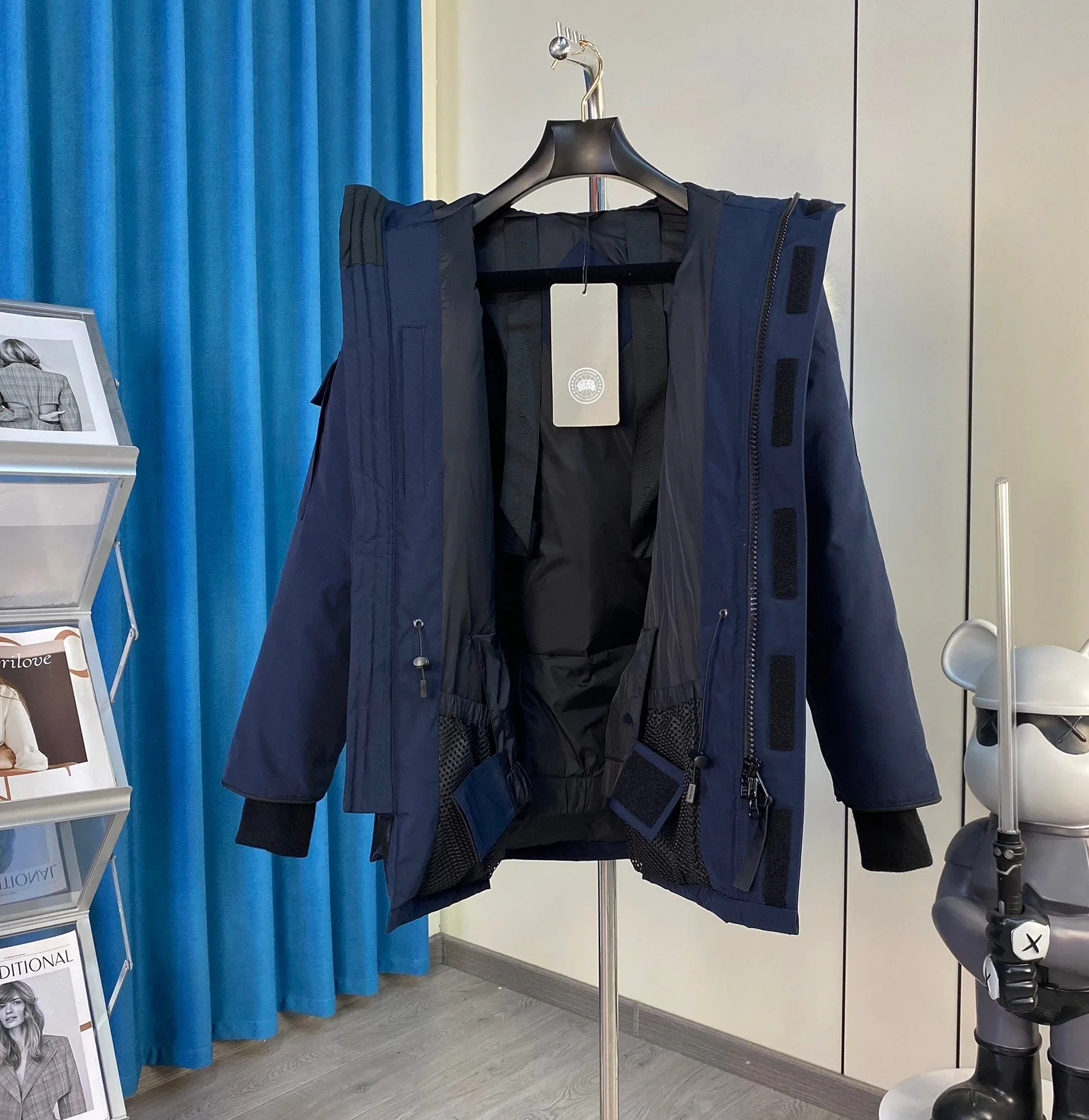 Куртки И Пуховики Женские Canada Goose 17889512