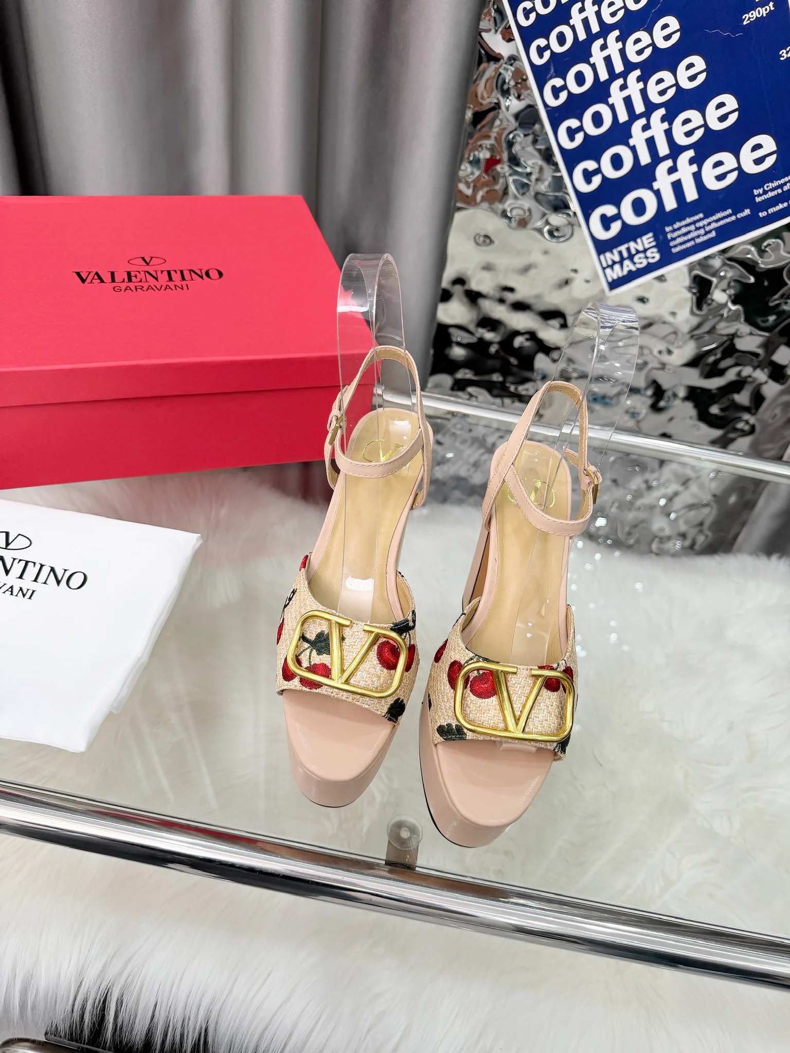 Босоножки Женские Valentino 5033844