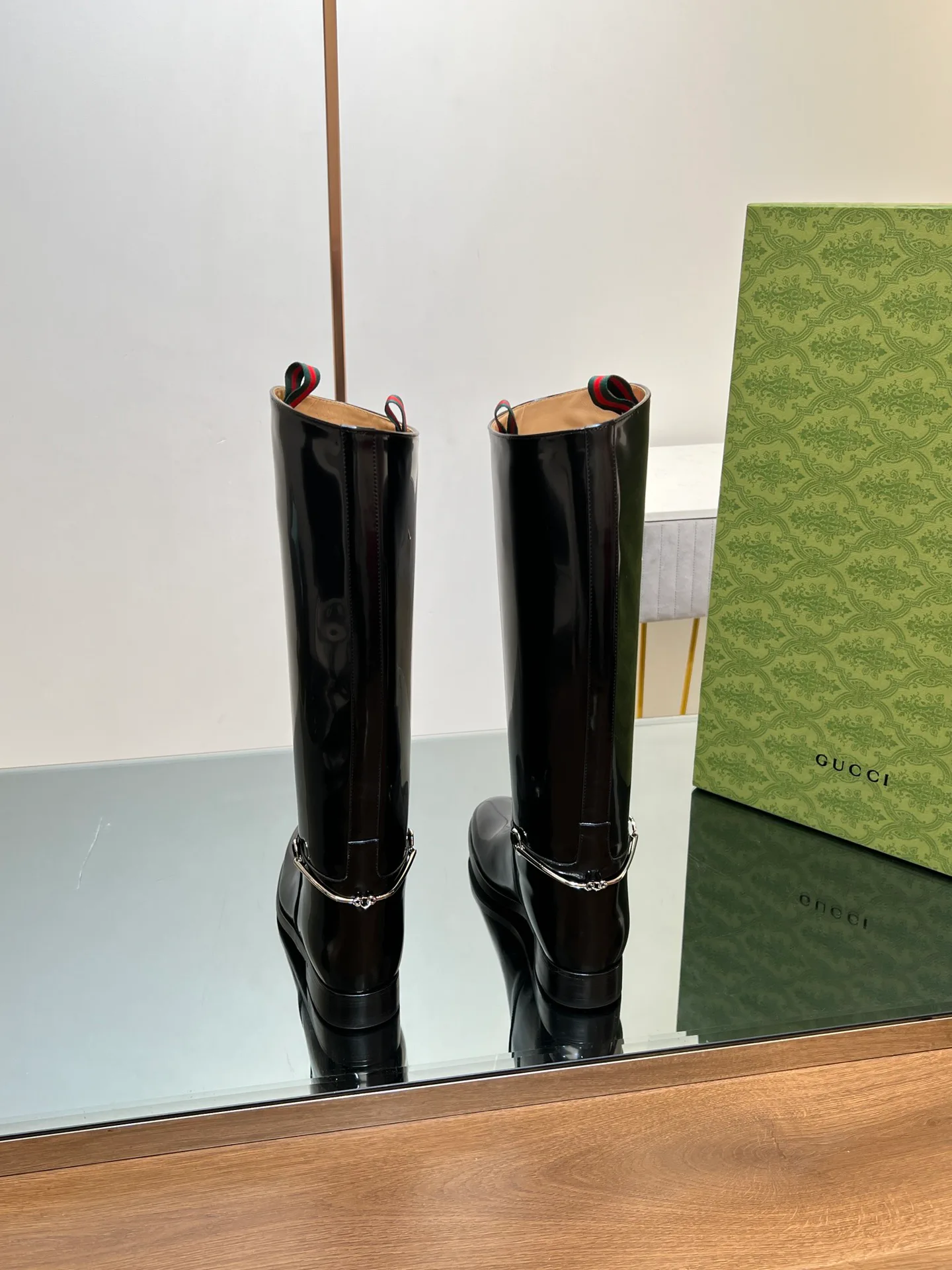 Сапоги Женские Gucci 18083325