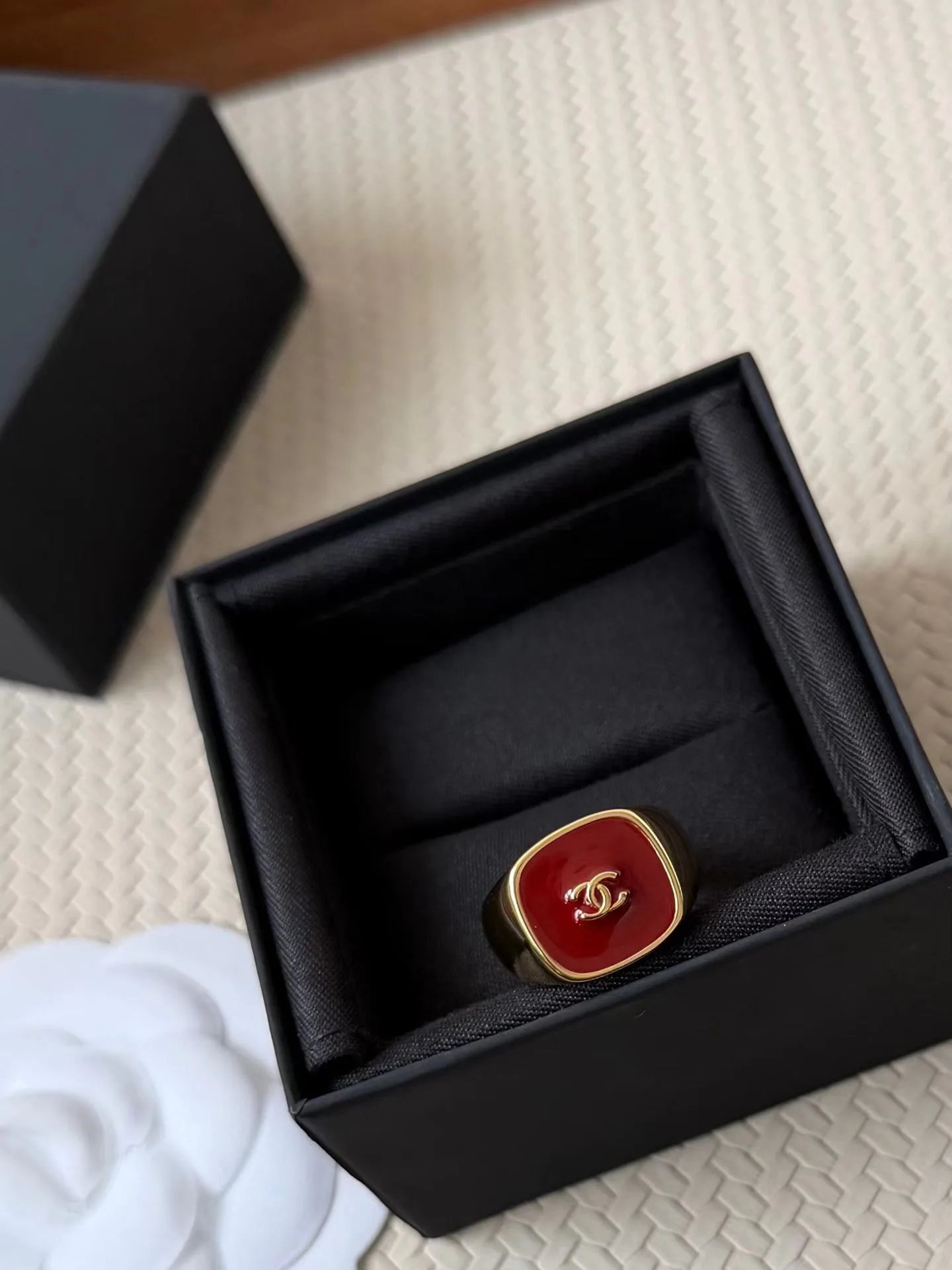 Бижутерия Chanel 18123139