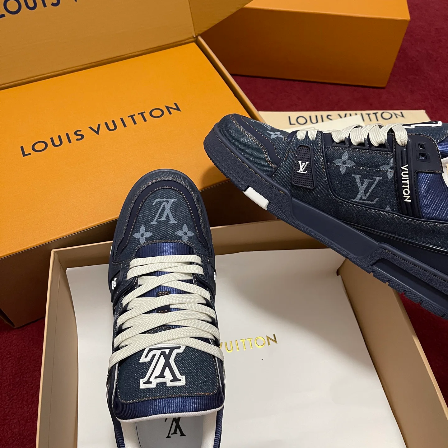 Кроссовки Женские Louis Vuitton 245663