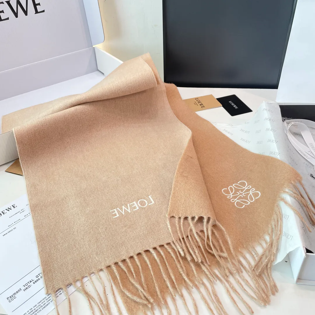 Шарфы Loewe 588308