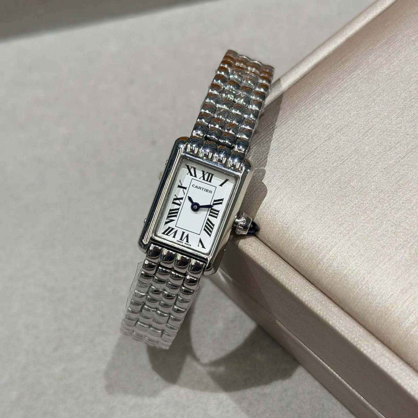 Часы Женские Cartier 18362050