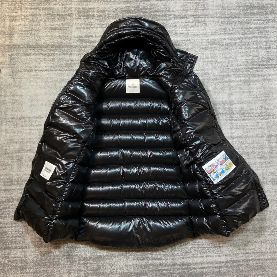 Куртки И Пуховики Женские Moncler 18884073