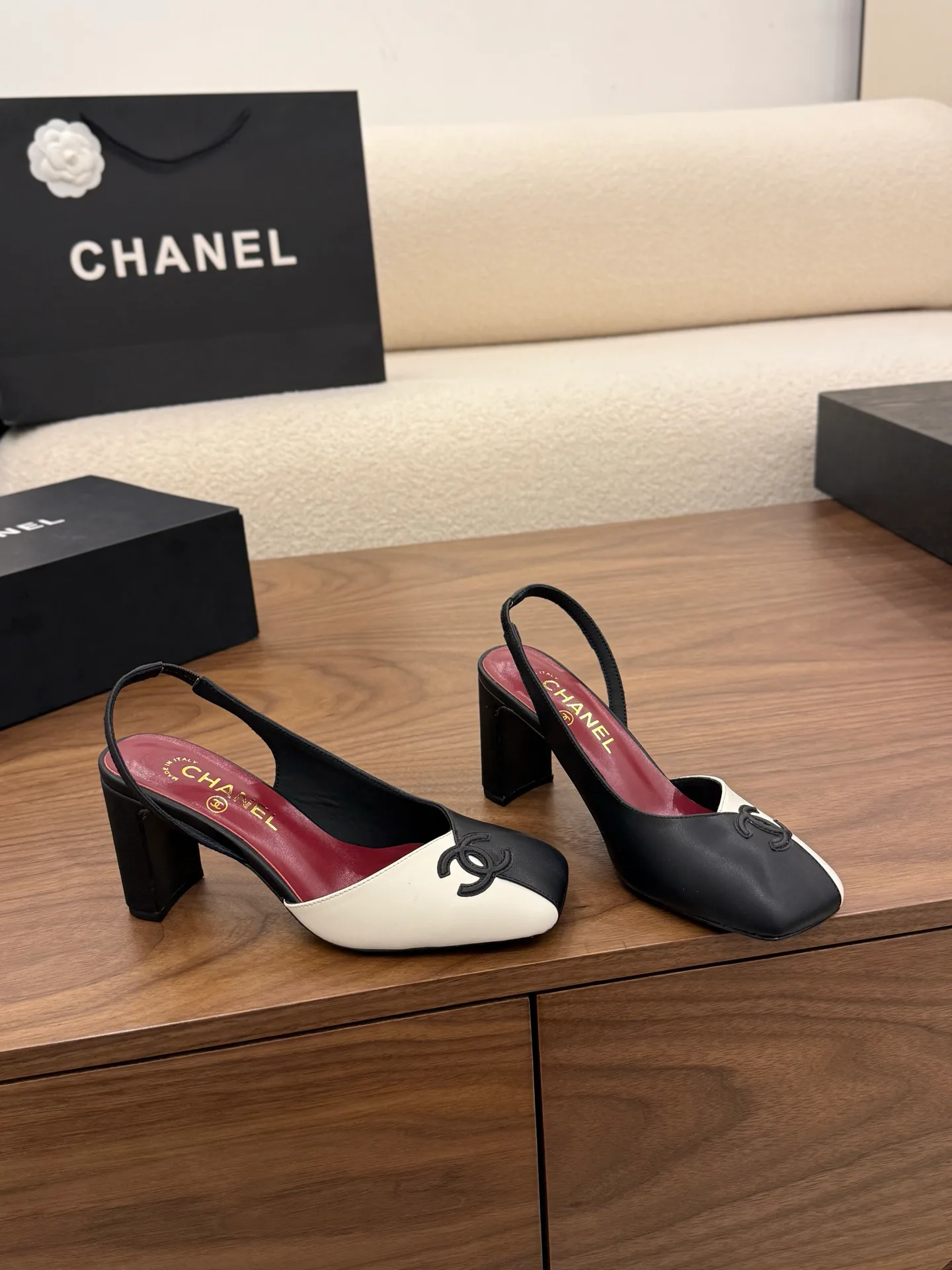 Туфли Женские Chanel 11689226