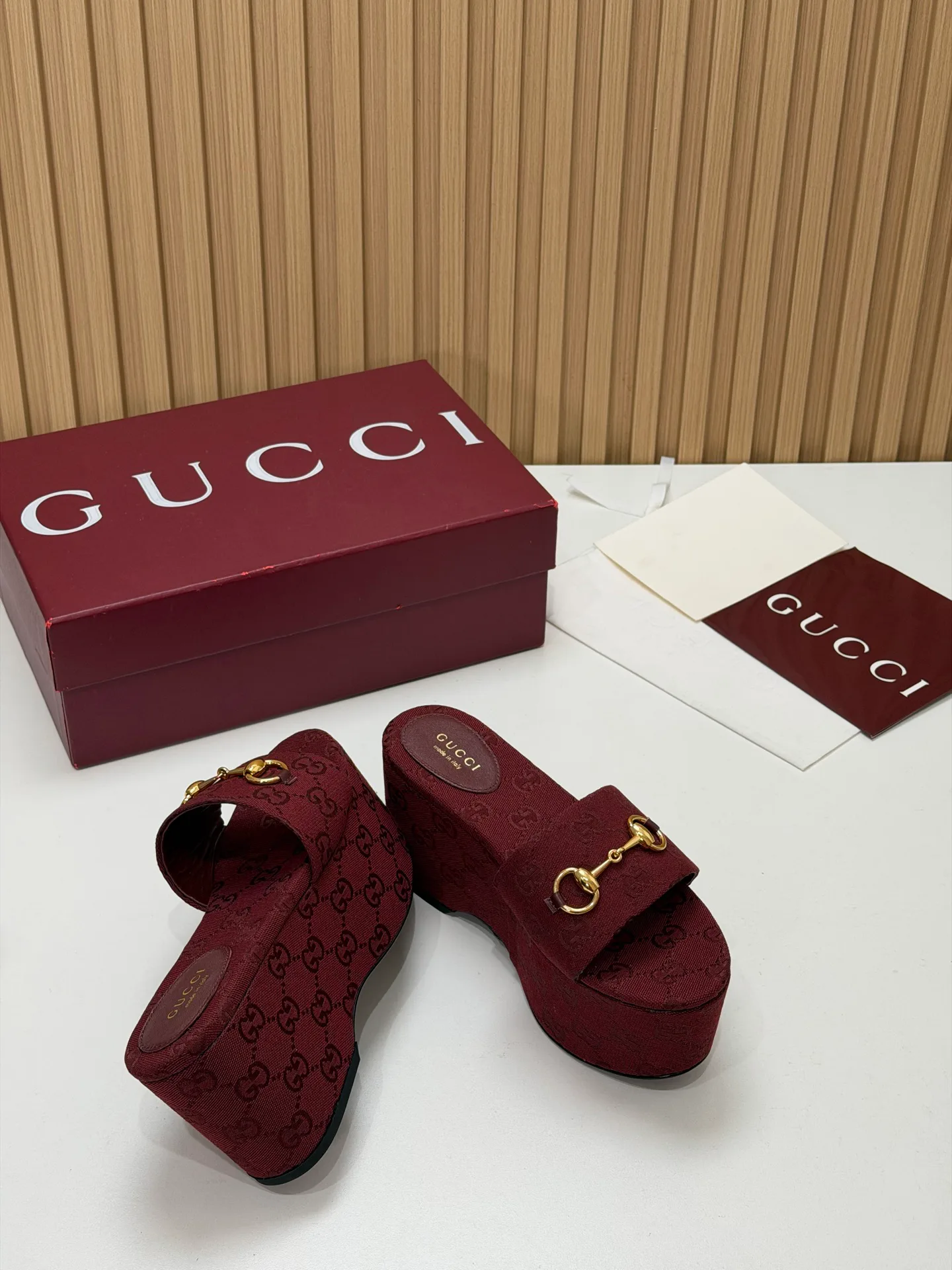 Босоножки Женские Gucci 17631675