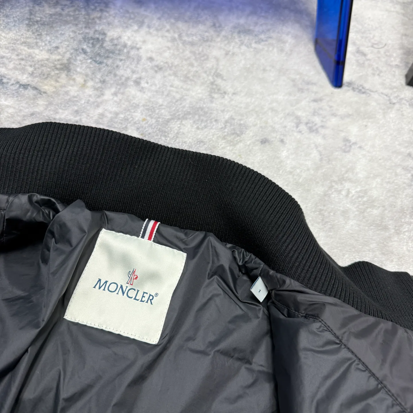 Куртки И Пуховики Женские Moncler 1029648