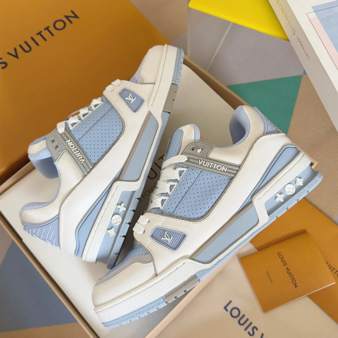 Кроссовки Женские Louis Vuitton 55010