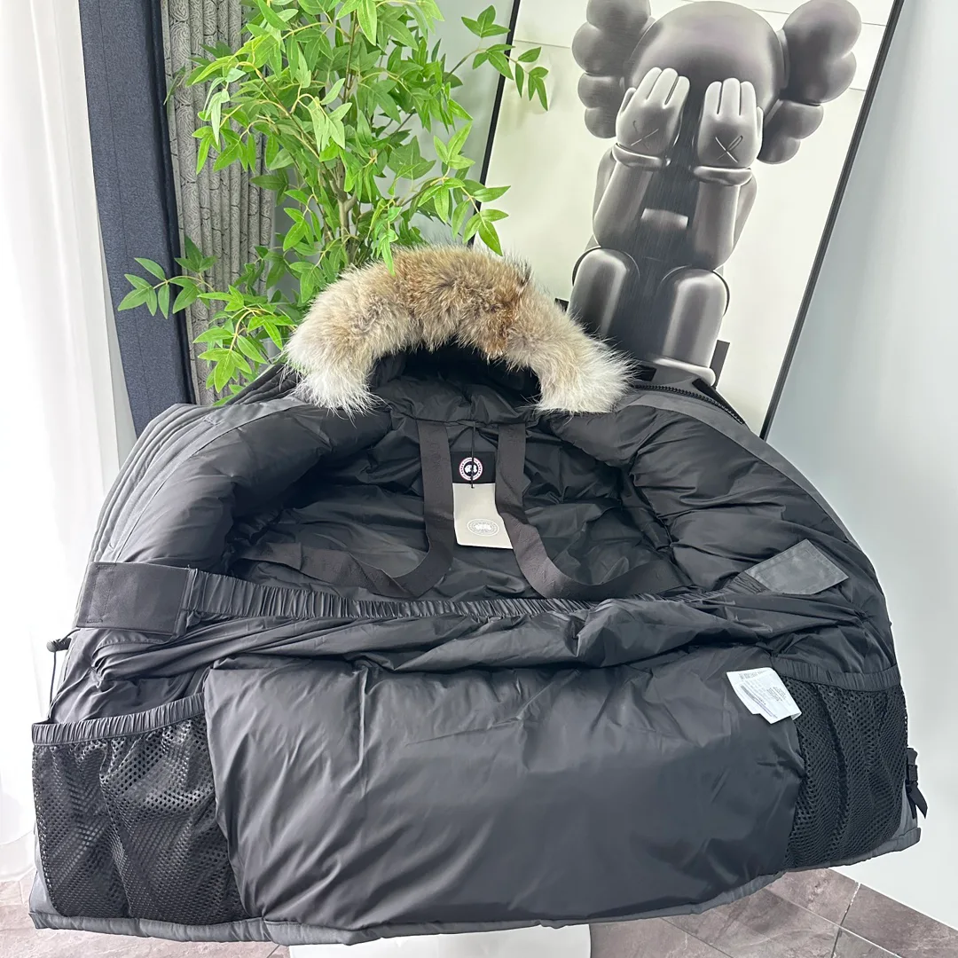 Куртки И Пуховики Женские Canada Goose 459003