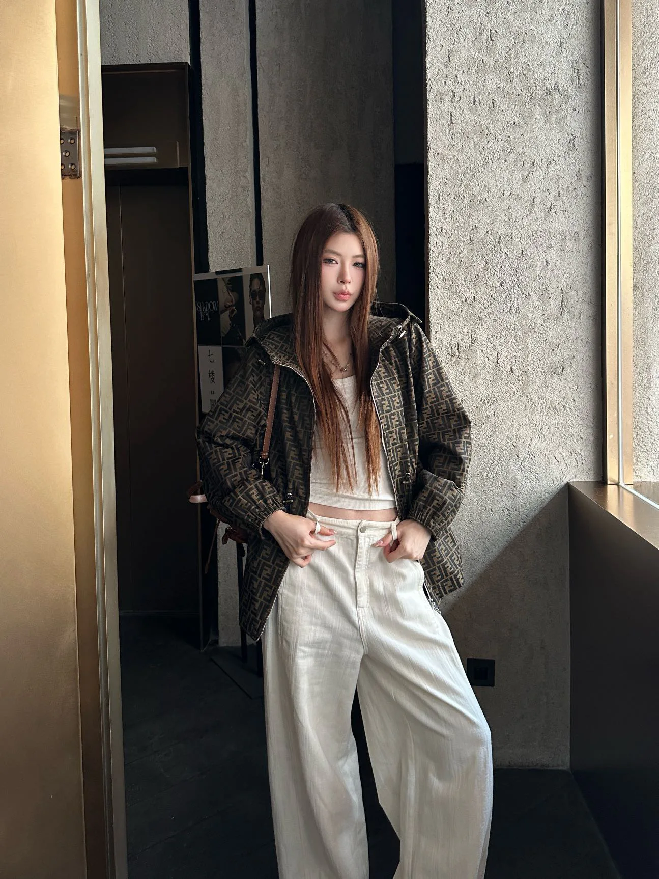 Куртки И Пуховики Женские Fendi 18428984