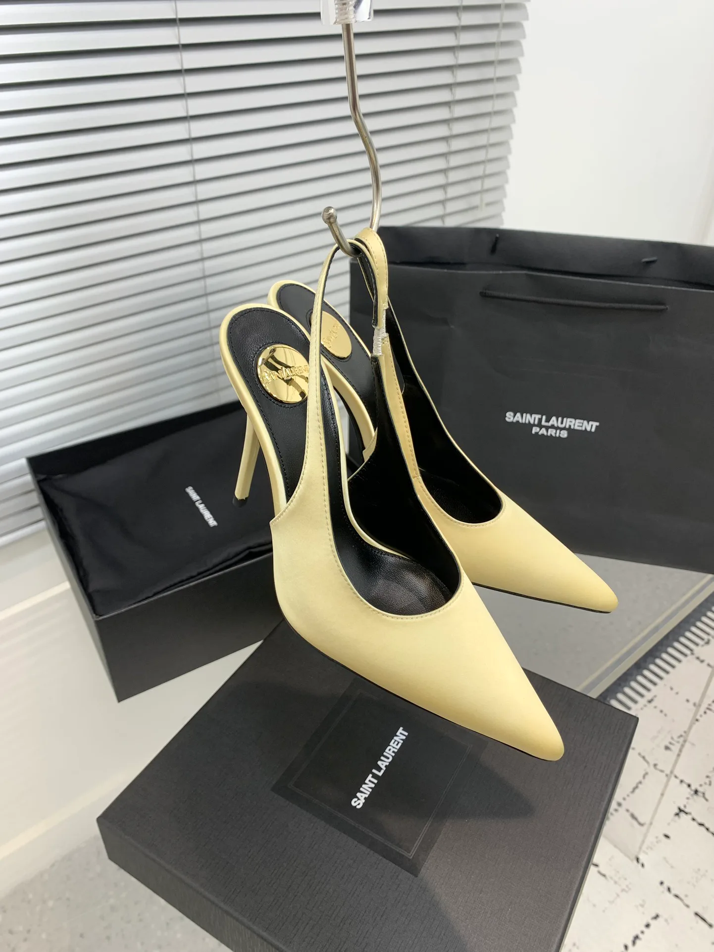 Туфли Женские Saint Laurent 7369