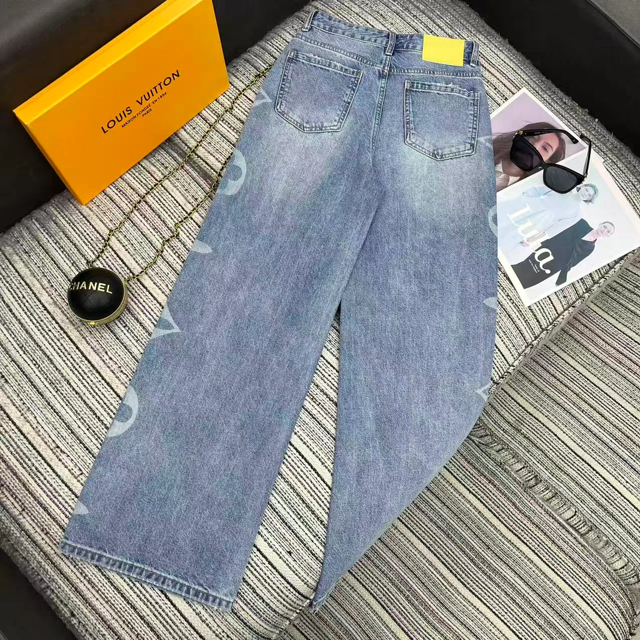 Джинсы Женские Louis Vuitton 11595204