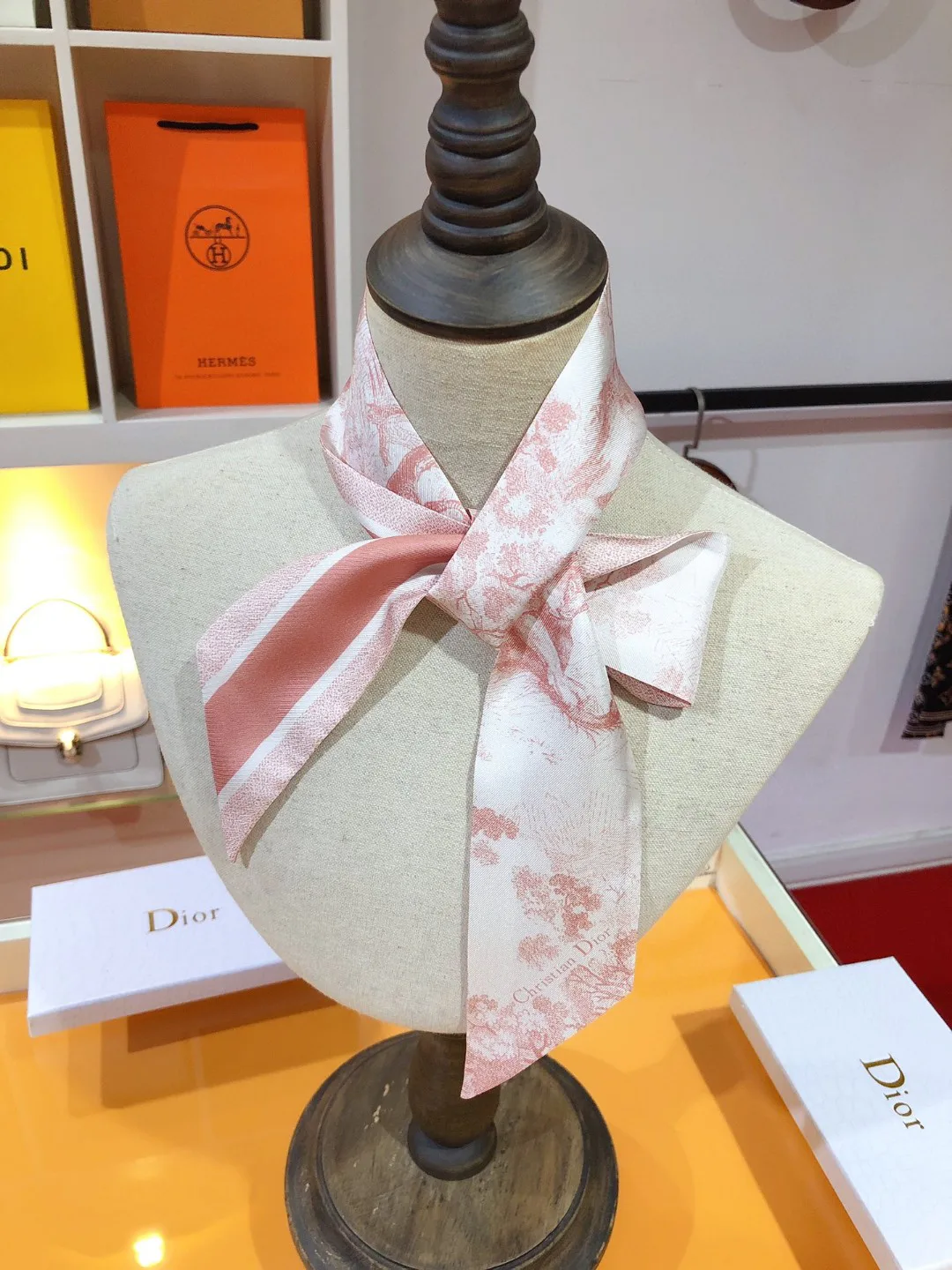 Платки Christian Dior 12171938