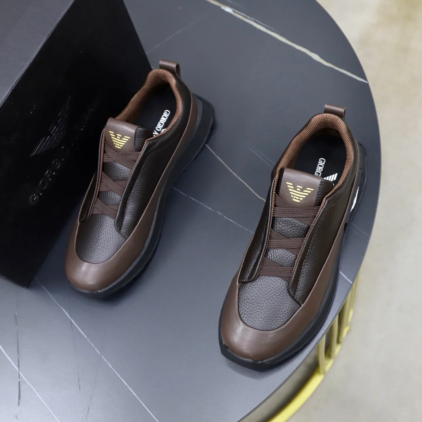 Кроссовки Мужские Armani 17604366