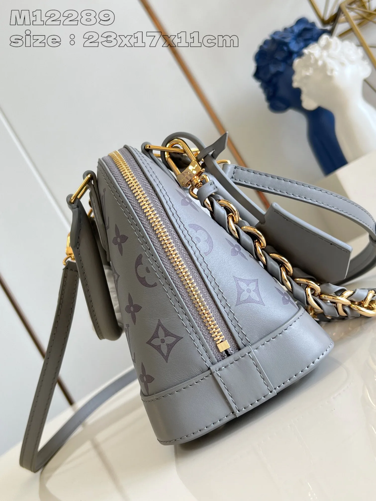 Классические Сумки Женские Louis Vuitton 18227599