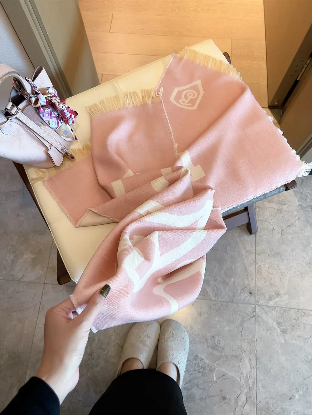 Шарфы Burberry 18002980