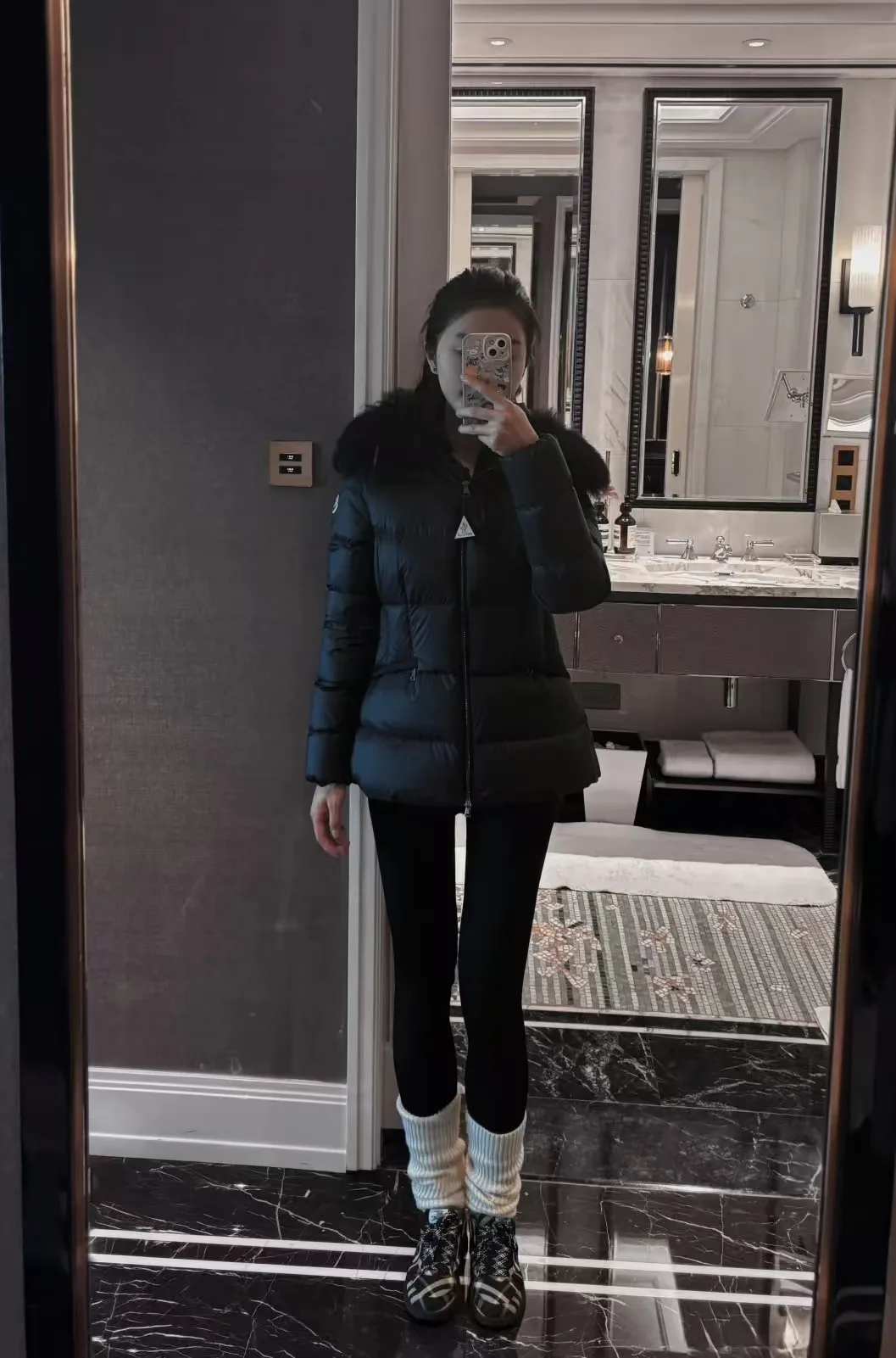 Куртки И Пуховики Женские Moncler 1435953