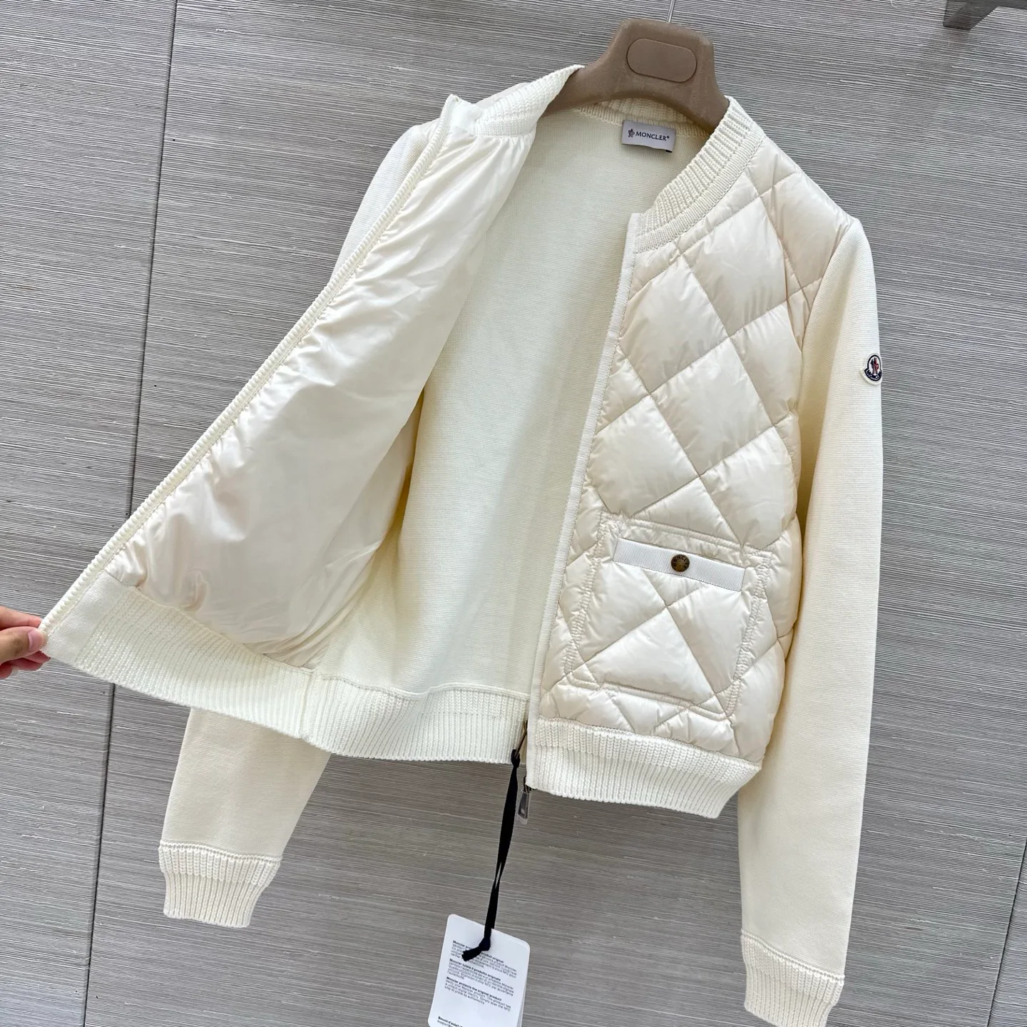 Куртки И Пуховики Женские Moncler 19131422