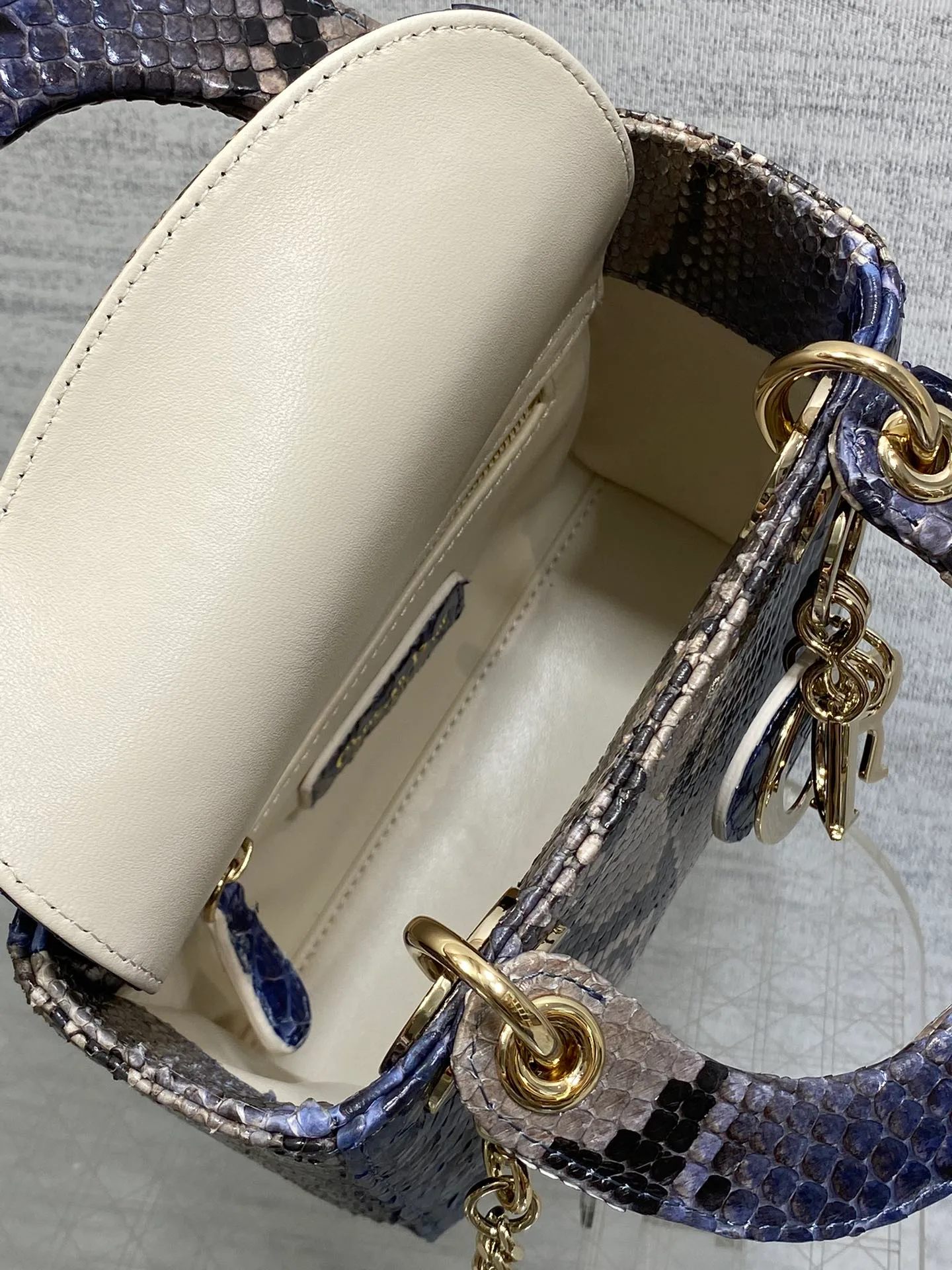 Классические Сумки Женские Christian Dior 11581700