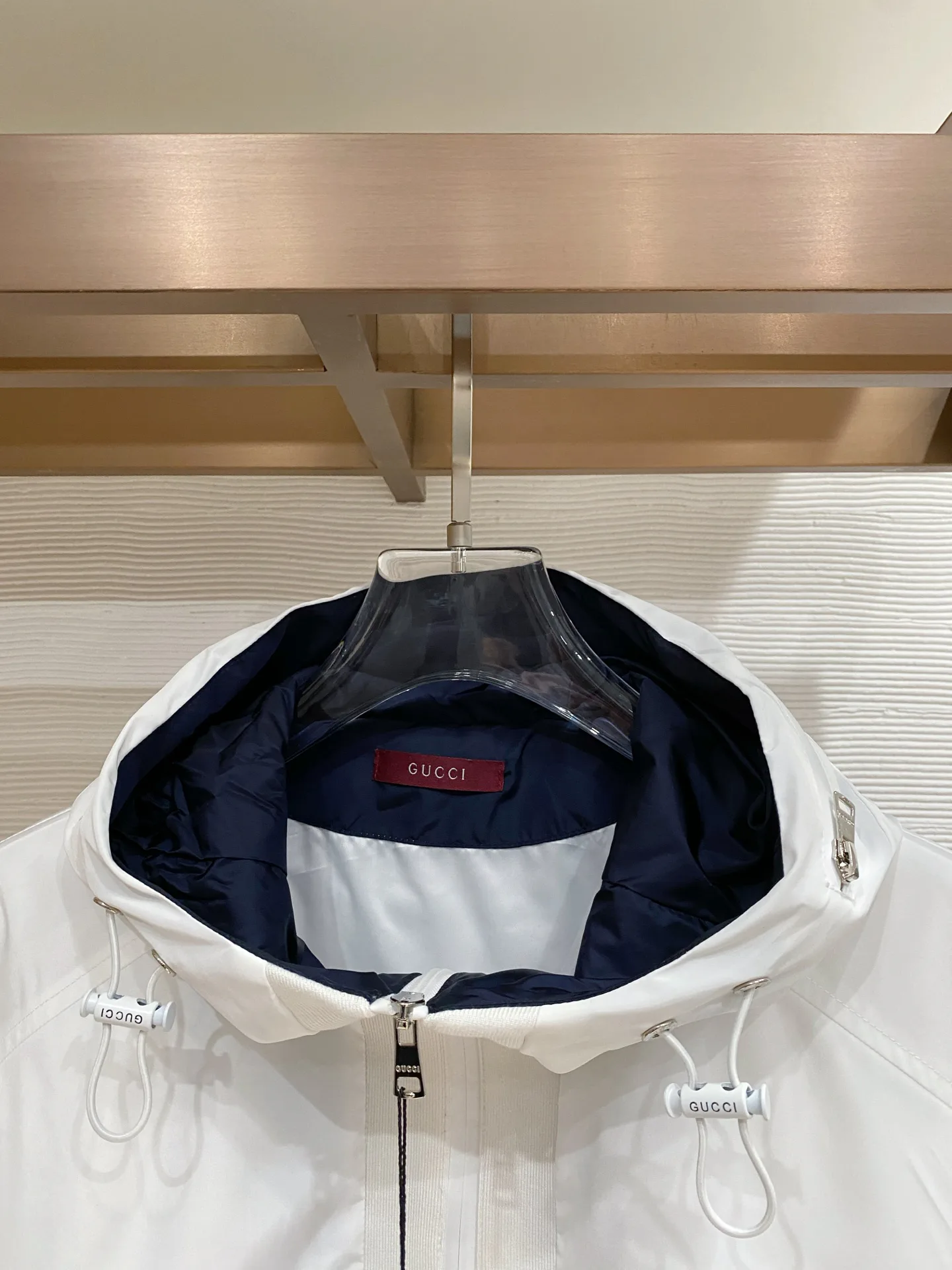 Куртки И Пуховики Мужские Gucci 10300302