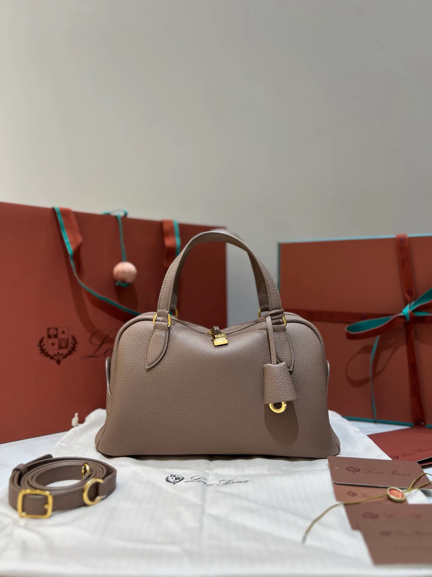 Классические Сумки Женские Loro Piana 13094810