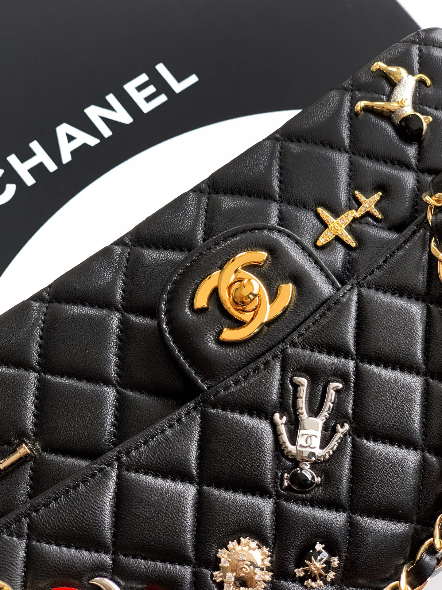 Классические Сумки Женские Chanel 12860043