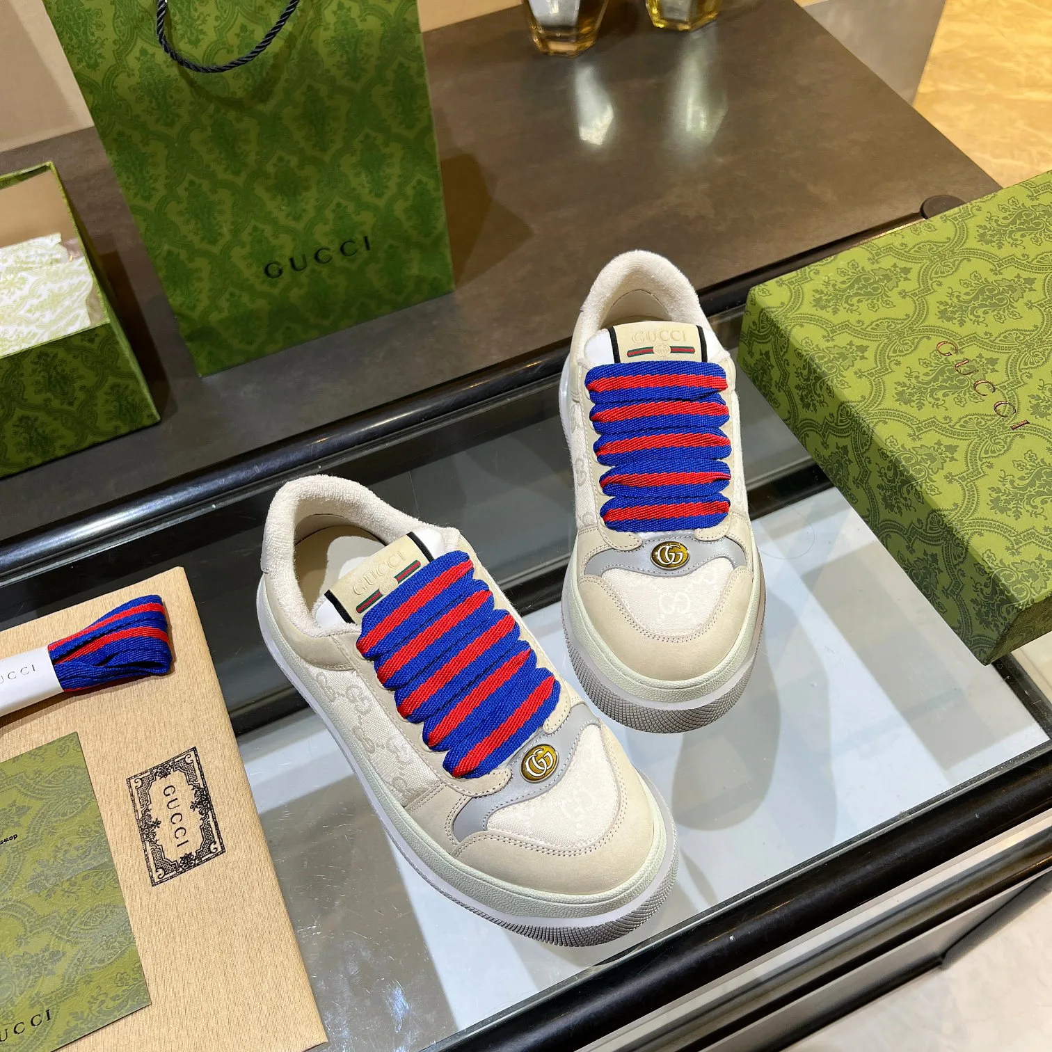 Кроссовки Женские Gucci 17955441