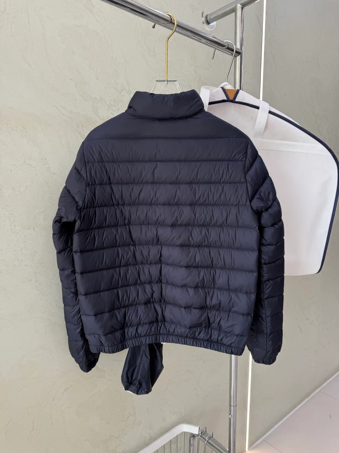 Куртки И Пуховики Женские Moncler 18043489